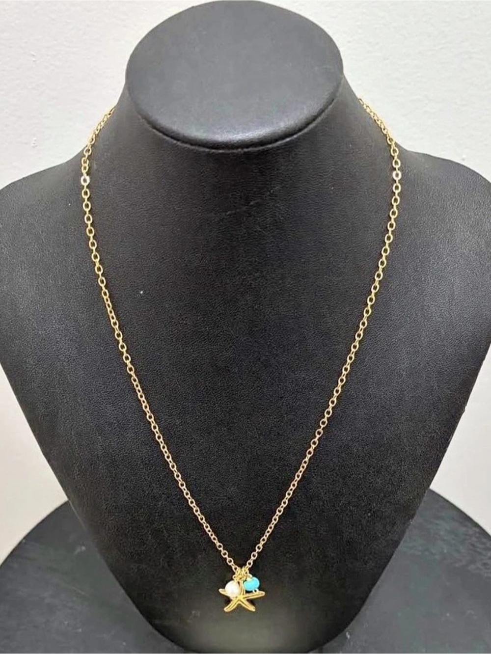 MAYAMAR Gold Starfish Pendant Layered Necklace Like New